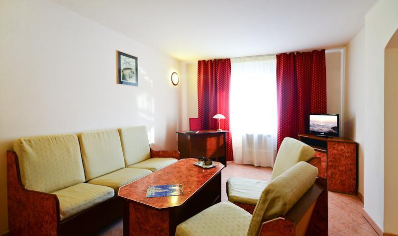 Euro Hotel
